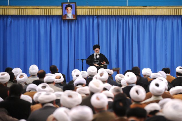 Ayatollah Khamenei condemns Saudi execution of Sheikh Nimr