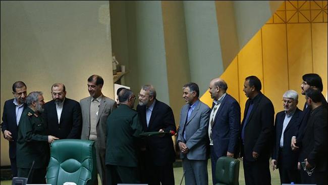 Iranian parliament hails IRGC’s detention of US sailors 