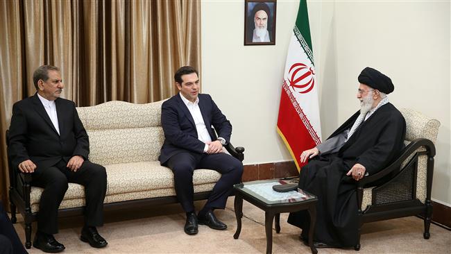  Ayatollah Khamenei (R) and Greek Prime Minister Alexis Tsipras