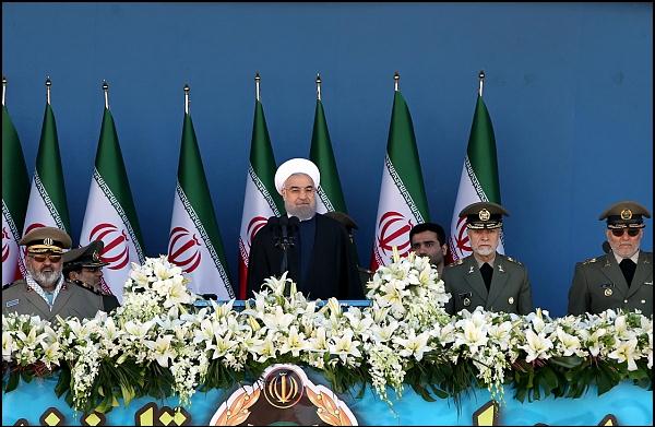 سخنراني رييس جمهور در مراسم روز ارتش جمهوري اسلامي ايران