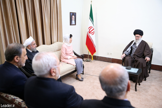 Ayatollah Khamenei receives South Korea’s president and her accompanying delegation