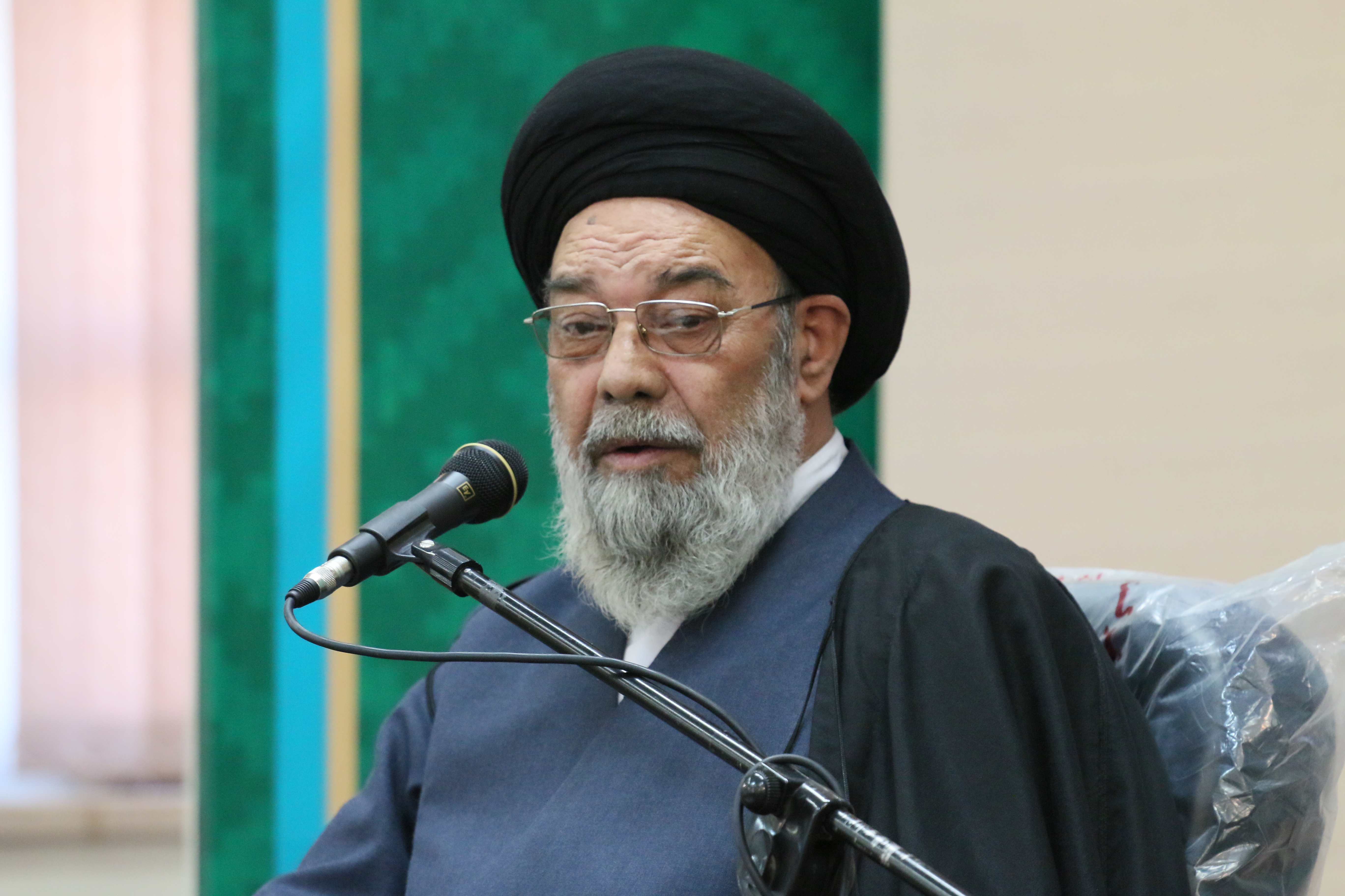 Ayatollah Tabatabaeinejad 