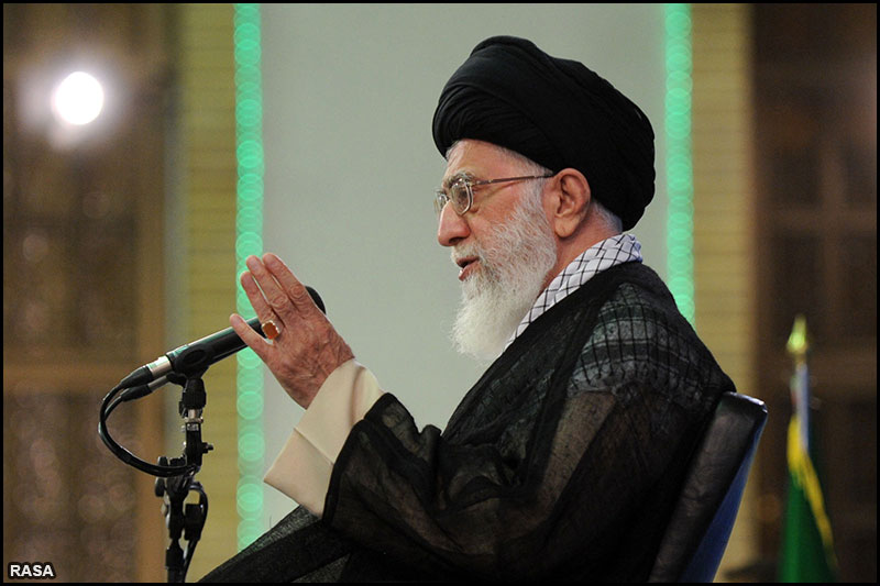 رهبر معظم انقلاب  آیت الله العظمی سید علی حسینی خامنه‌‌ای 