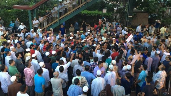 تجمع مسلمانان نیویورک در اعتراض به قتل امام جماعت مسجد جامع الفرقان