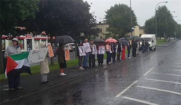 Irish People Show Solidarity with Palestinian Hunger Striker