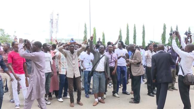 Nigerians protest Shaykh Zakzaky’s illegal detention