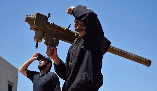 ISIL Terrorist Has American Weapon 