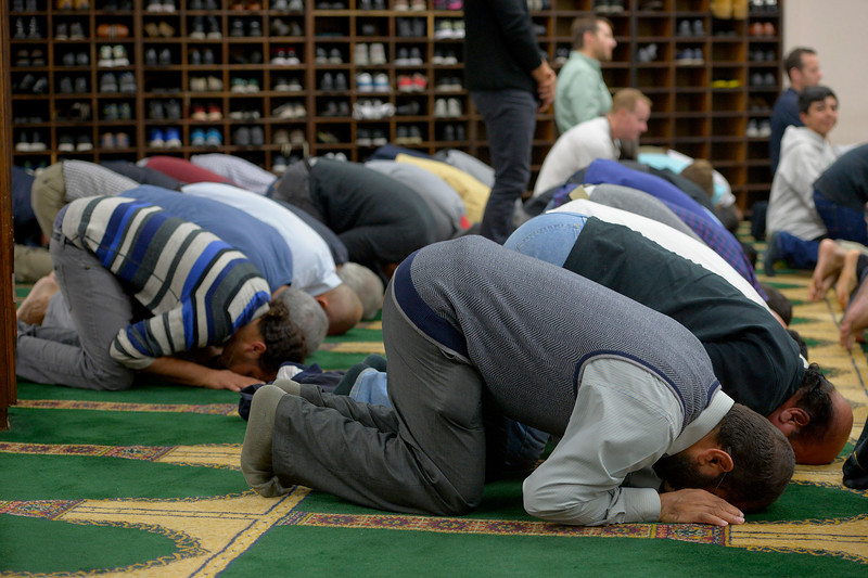 Islamic Center of Southern California endures terrorist threat
Islam US Muslim