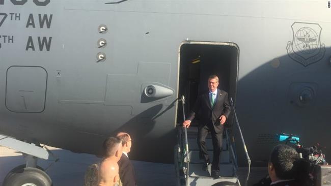 US Secretary of Defense Ashton Carter arrives in Baghdad on an unannounced visit