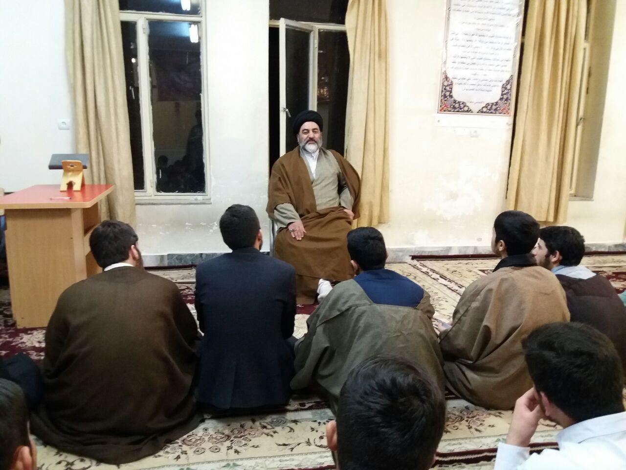 امام جمعه اسلام آباد غرب