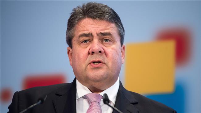 German Vice Chancellor, Economy and Energy Minister Sigmar Gabriel addresses the audience during a German-French digital conference on December 13, 2016 in Berlin. 
