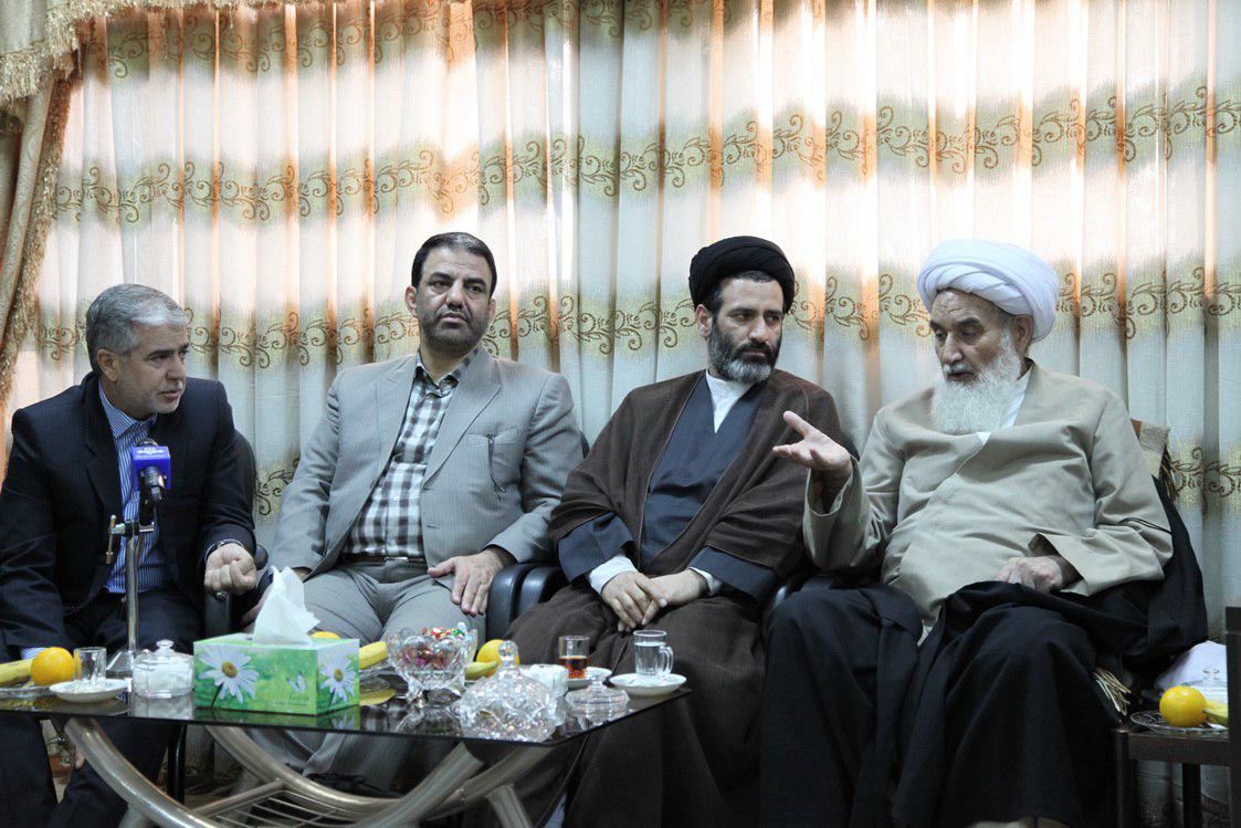 نشست مجمع نمایندگان با آیت الله علما