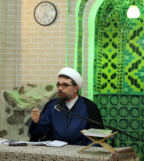 حجت الاسلام عباس اوتارخانی