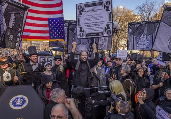 Anti-Trump Protests Continue in US
