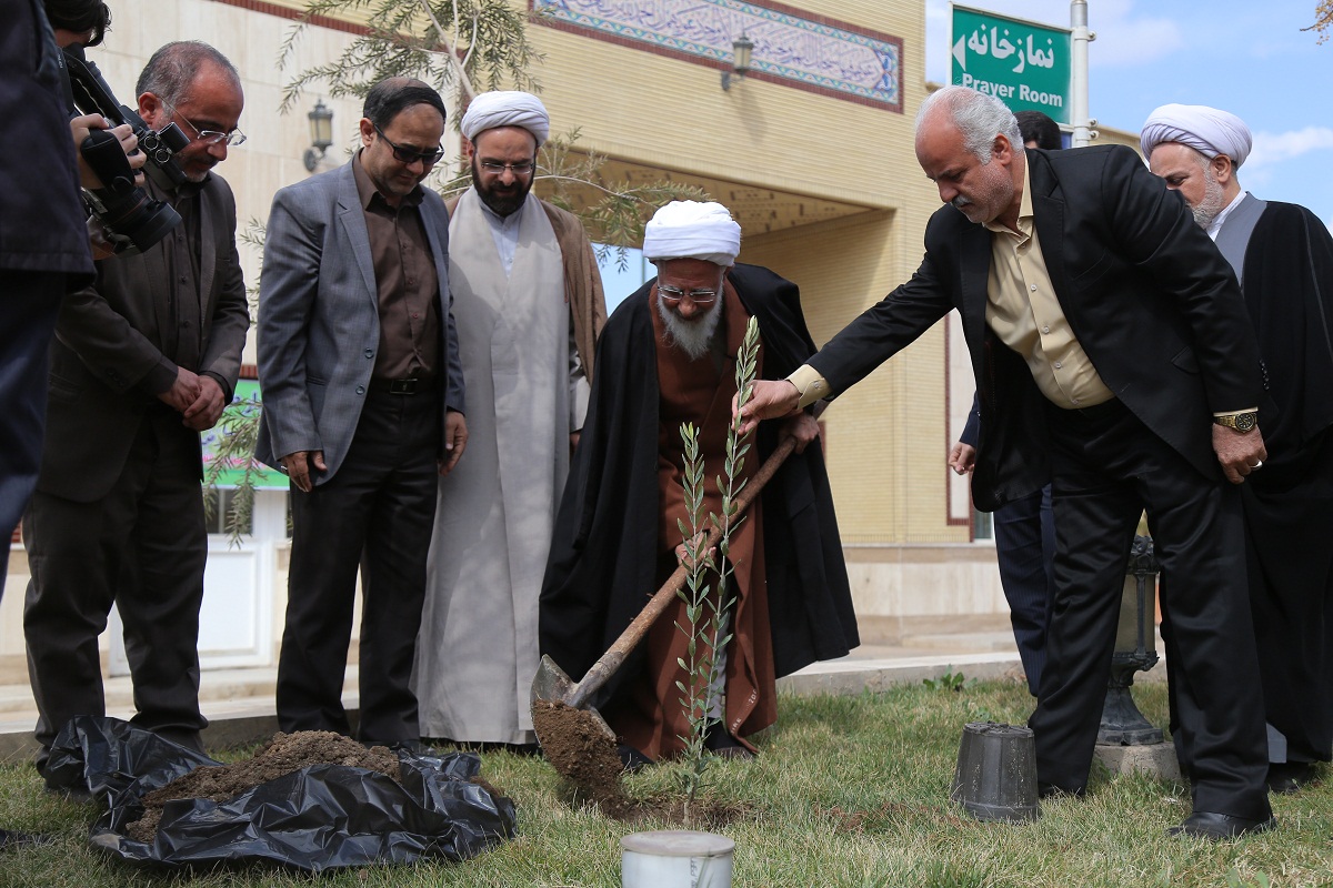 آیت الله جوادی آملی