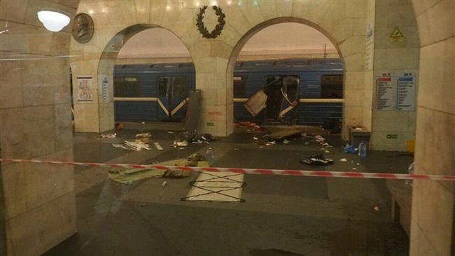 Blast hits St. Petersburg metro