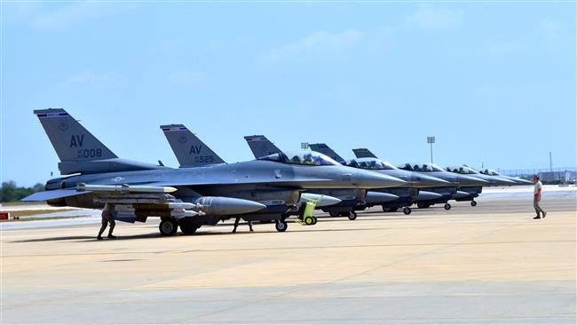 US F-16 Fighter Jets