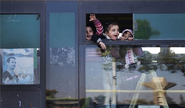 Civilians About to Leave Fua