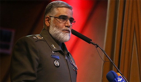 Lieutenant Commander of the Iranian Army Brigadier General Ahmad Reza Pourdastan 
