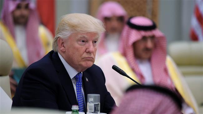 US President Donald Trump (C) in a meeting with leaders of the Persian Gulf Cooperation Council in Riyadh,