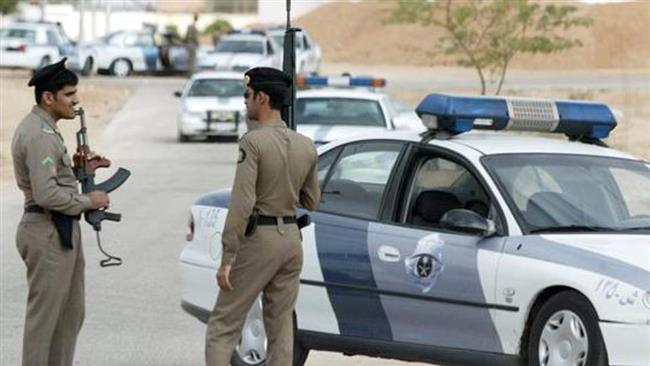 Saudi police officers
