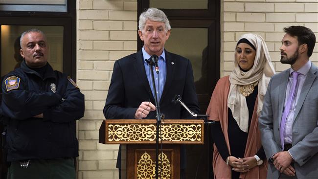 Virginia Attorney General Mark Herring delivers remarks during a town hall meeting by the Council on American-Islamic Relations (CAIR) at the Dar Al-Hijrah Islamic Center March 17, 2017, in Falls Church, Virginia. (AFP photo)
