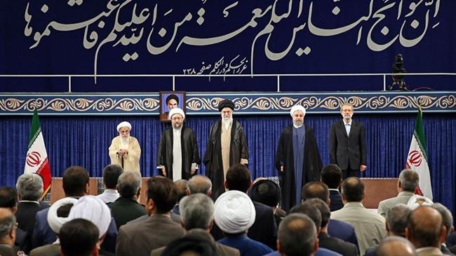 Iranian President Hassan Rouhani makes a speech during the presidency endorsement ceremony hosted by Ayatollah Khamenei, Tehran, August 2017. (Photo by Tasnim)
