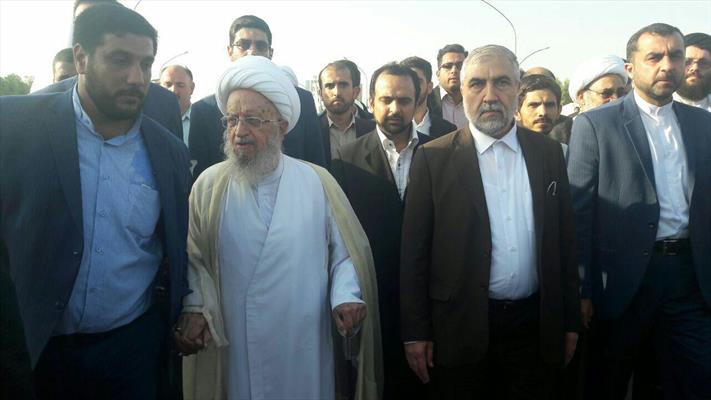 Ayatollah Makarem Shirazi attends Eid al-Ghadir procession 