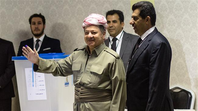 Iraqi Kurdish leader Massoud Barzani gestures after casting his vote in the Kurdish independence referendum at a polling station near Erbil, the capital of the semi-autonomous Kurdish region of northern Iraq, on September 25, 2017. (Photo by AFP)
