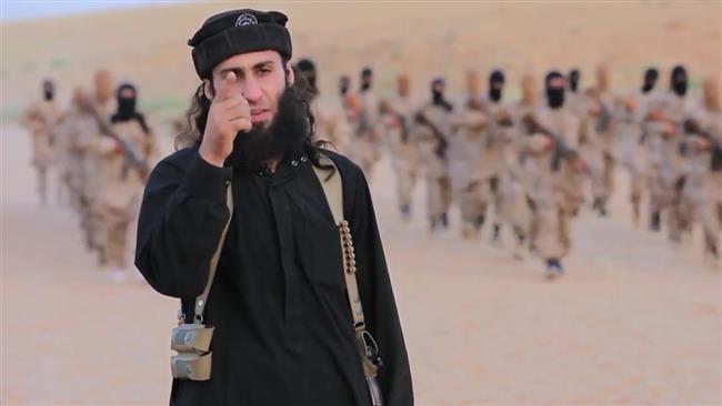 A screenshot of a Daesh propaganda video.
