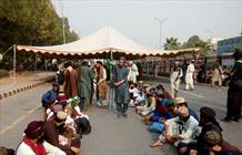 اعتراض مردم پاکستان به برداشتن شرط تحلیف به نام ختم نبوت