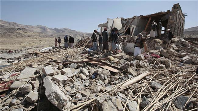 People inspect a house destroyed by a Saudi-led airstrike on the outskirts of Sana’a, Yemen, on February 16, 2017. (Photo by AP)
