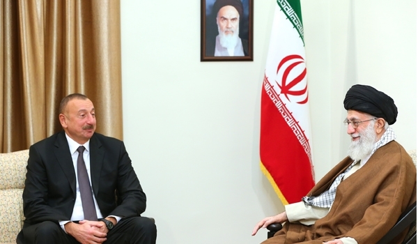 Ayatollah Khamenei in a meeting with Azeri President Ilham Aliyev in Tehran