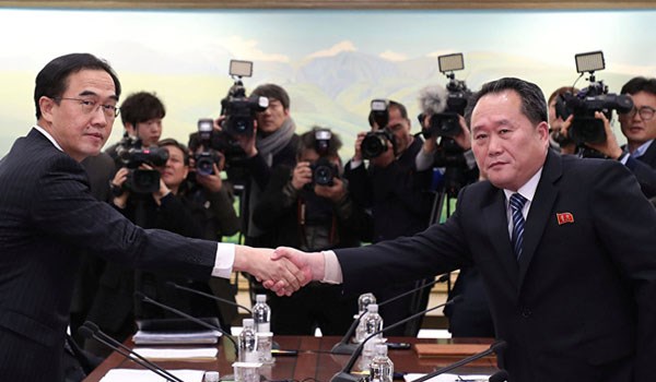 South And North Korean Officials during a meeting
