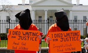Guantánamo activists rally in front of the White House for President Obama close the prison

