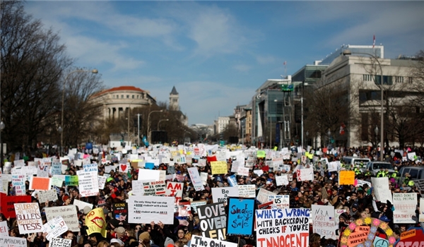 Hundreds of Thousands of Protesters Rally in US for Gun Control, School Safety
