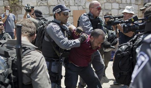 Israeli Forces Detain a Palestinian Man
