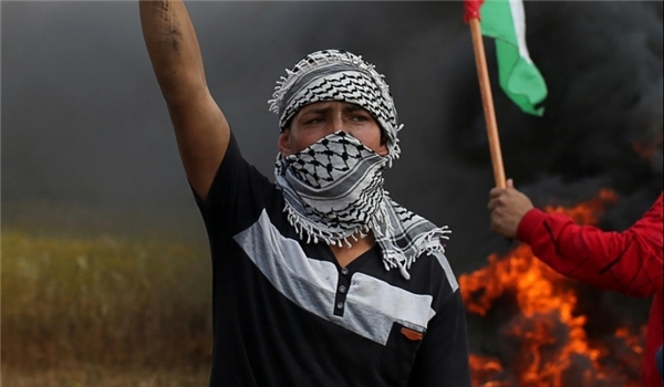 Palestinian Youth Hoist Palestinian Flag