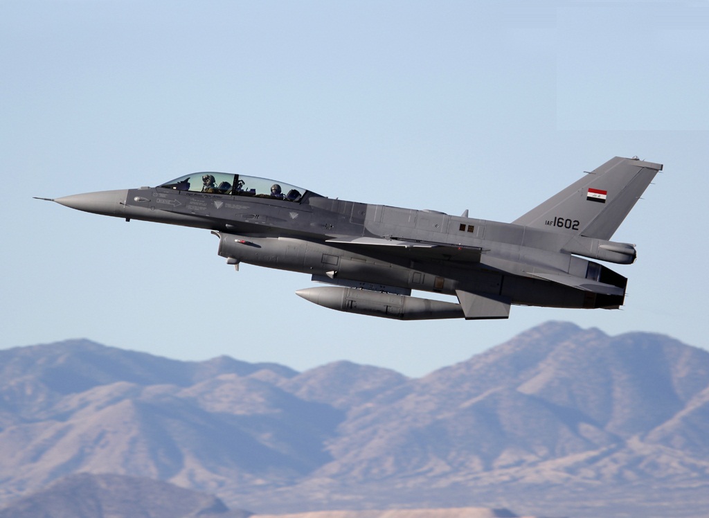 Iraqi f-16 fighter jet