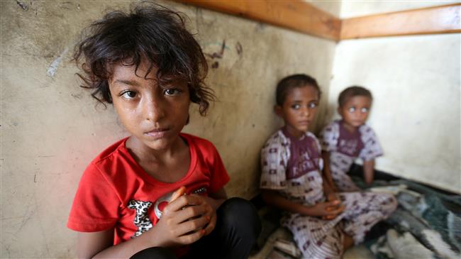 Children sit at a classroom of a school to which they have been evacuated from a village near Hudaydah International Airport amid fighting in Yemen, June 17, 2018. (Photo by Reuters)
