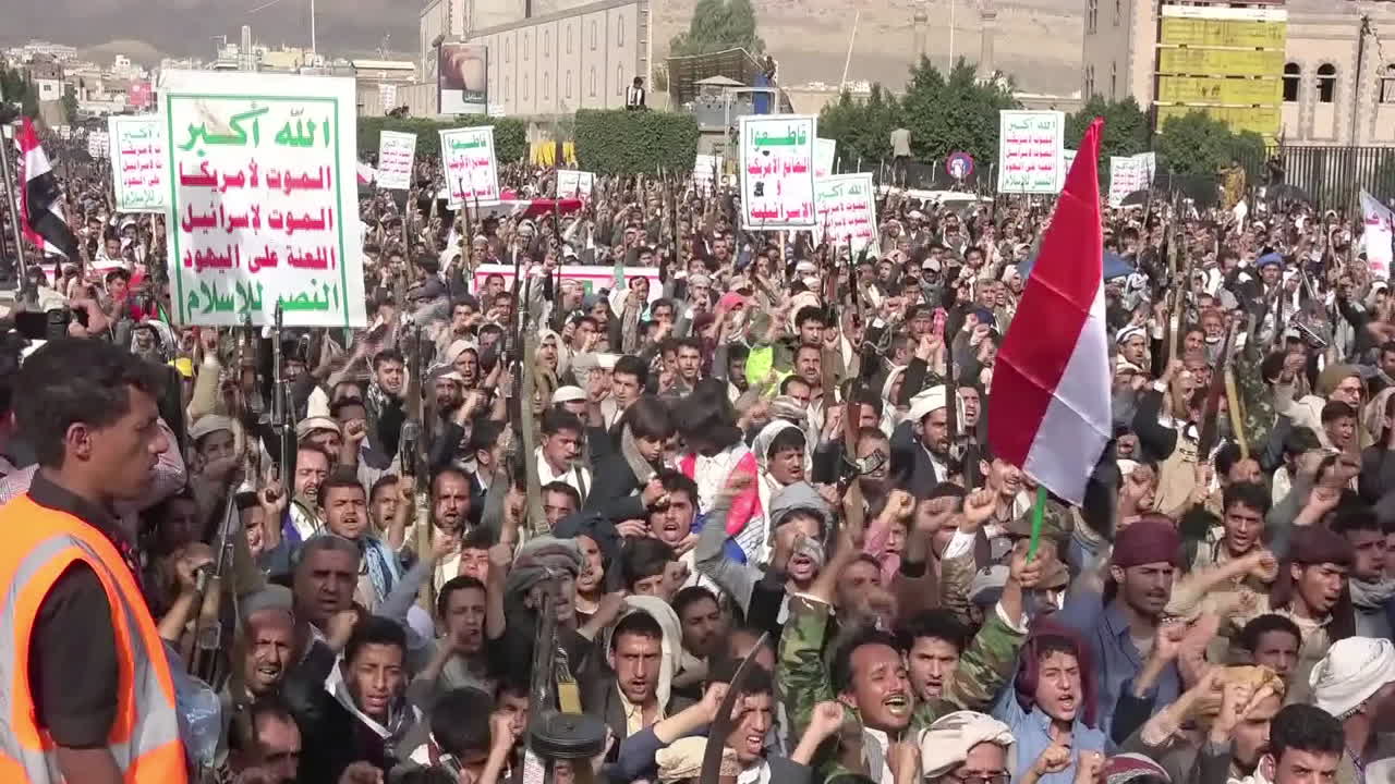 Thousands Protest in Sanaa on Third Anniversary of Yemen War