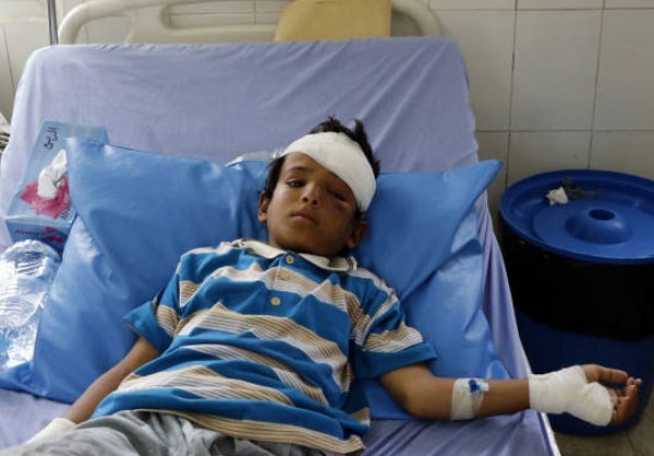 Saudi War Crime: Scores of Children Left Dead or Injured in Airstrike on Yemen 