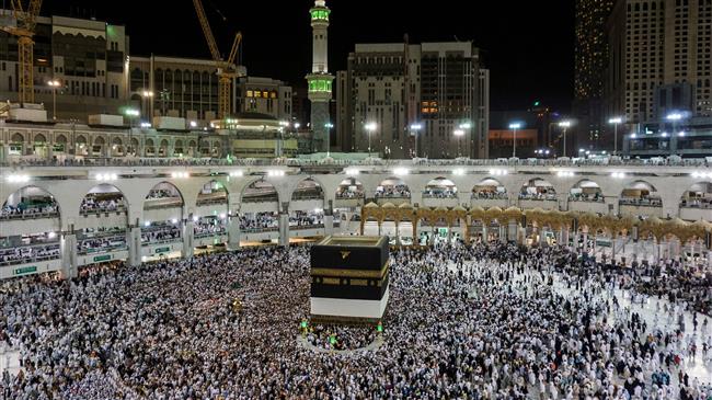 Muslim worshipers circumambulate around the Kaaba, Islam’s holiest shrine, at the Grand Mosque in Saudi Arabia’s holy city of Mecca, on August 17, 2018, prior to the start of the annual Hajj pilgrimage in the holy city. (Photo by AFP)
