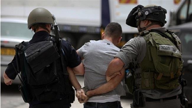 Israeli soldiers escort a young Palestinian man at the Salem military court in northern West Bank. (File photo)
