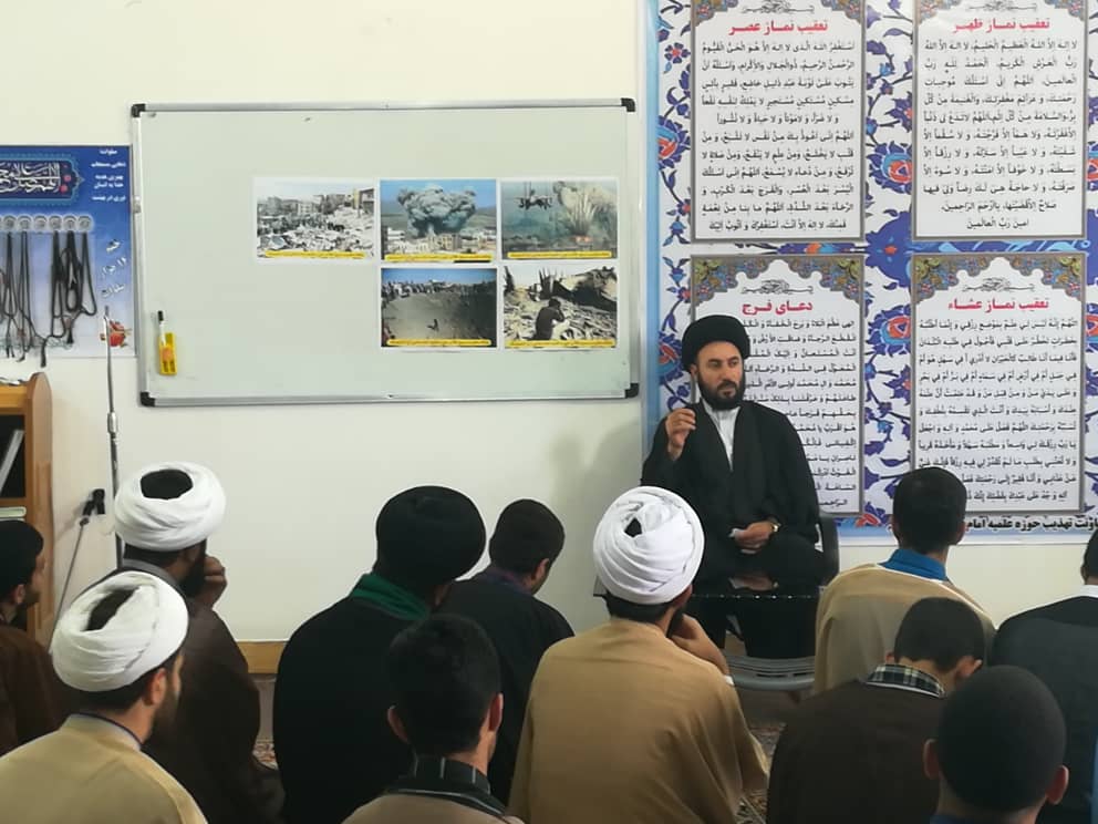 تجمع اساتید و طلاب حوزه امام صادق اندیمشک در حمایت از ملت مظلوم یمن