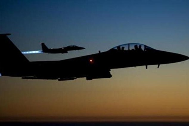 US continues Syria airstrikes despite Trump's troop withdrawal order