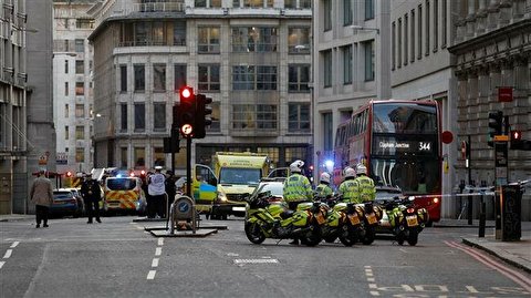 Stabbing attack kills 2 in London, suspect shot dead