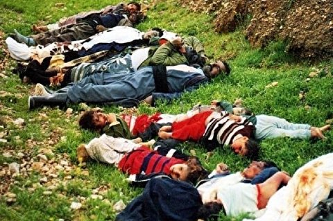 How did Saddam drop chemical bombs on 1000s of Iranians with US green light?
