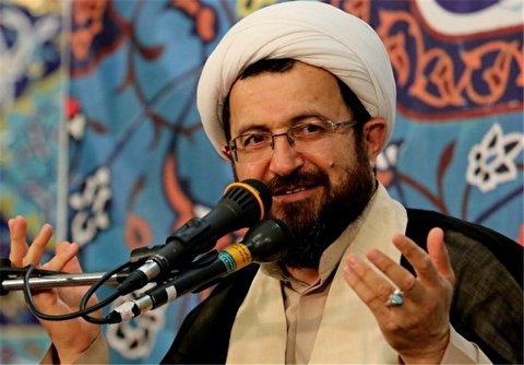 Taking the Uprising of Ashura as a model is necessary for success in the Second Phase of ‎the Islamic Revolution