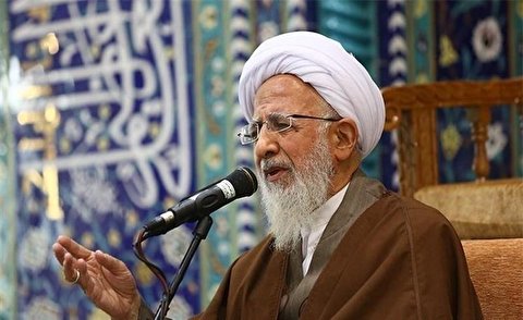 Breath of Shi’ah lovers of the Infallible Imams is in praise of God